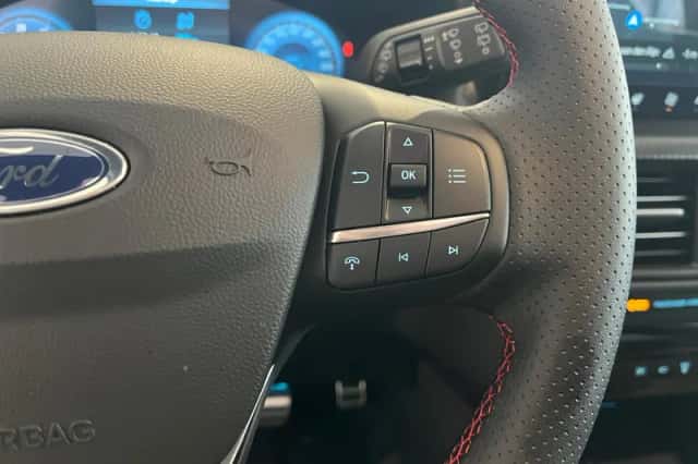 Ford Kuga (2025) thumbnail 22
