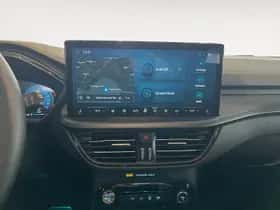 Ford Kuga (2025) thumbnail 24
