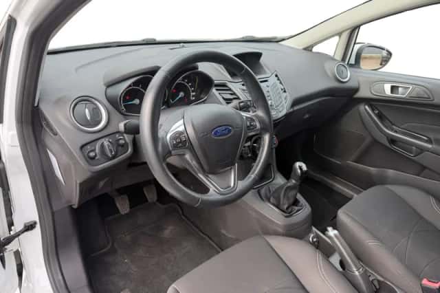 Ford Fiesta (2017) thumbnail 11
