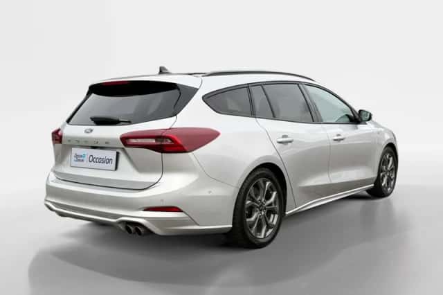 Ford Focus (2025) thumbnail 2