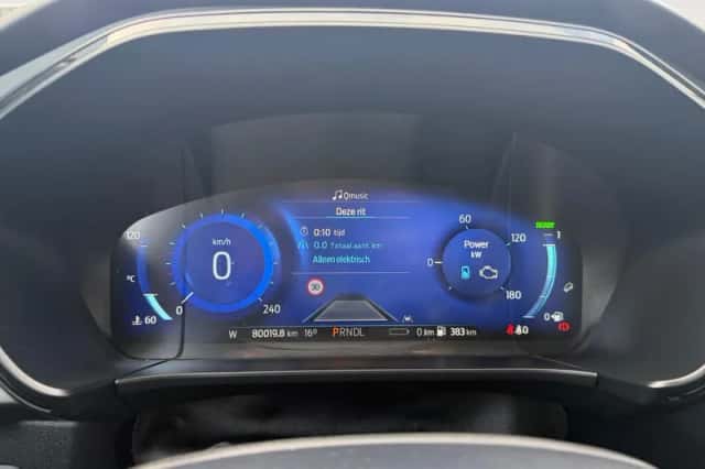 Ford Kuga (2023) thumbnail 22