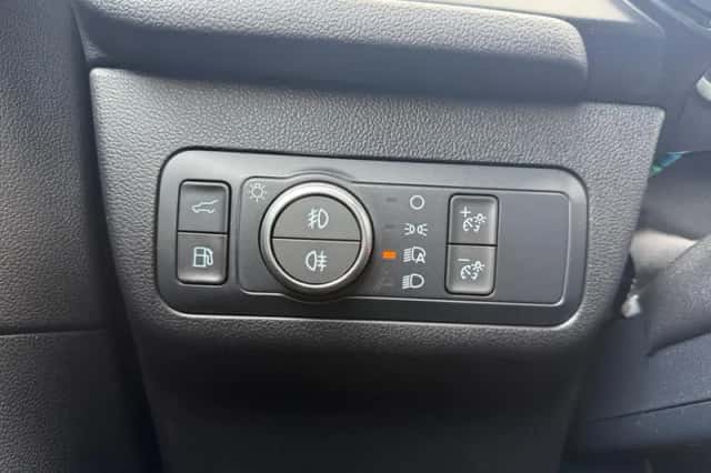 Ford Kuga (2023) thumbnail 28