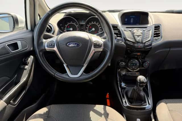 Ford Fiesta (2017) thumbnail 22
