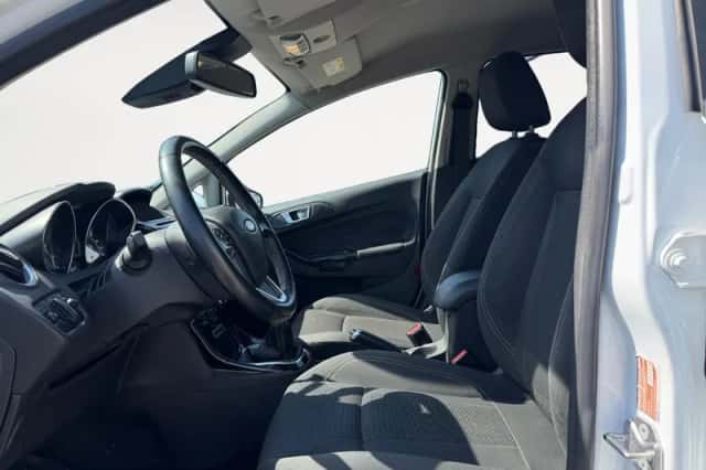 Ford Fiesta (2017) thumbnail 5