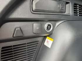 Ford Kuga (2026) thumbnail 9