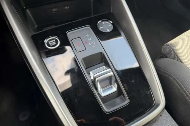 Audi A3 (2023) thumbnail 11
