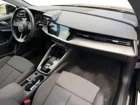 Audi A3 (2023) thumbnail 3