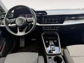 Audi A3 (2023) thumbnail 10