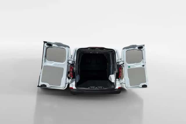Ford E-Transit Custom (2026) thumbnail 11