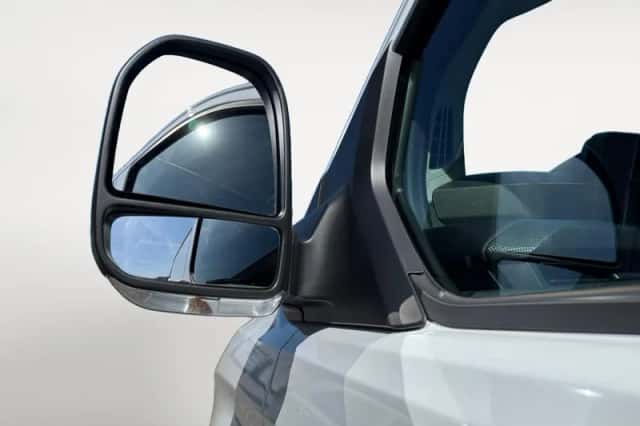 Ford E-Transit Custom (2026) thumbnail 14