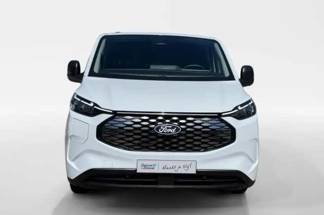 Ford E-Transit Custom (2026) thumbnail 3