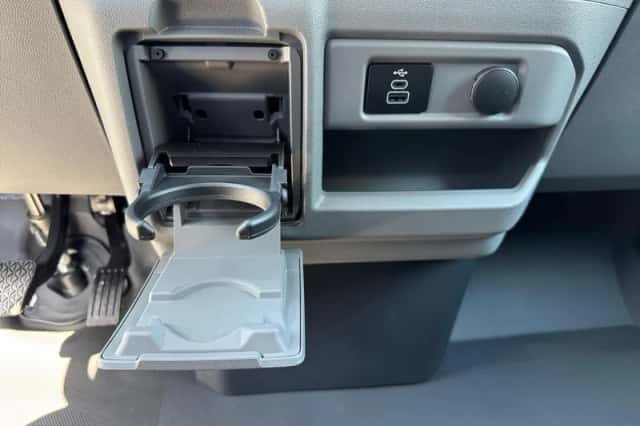 Ford E-Transit Custom (2026) thumbnail 29