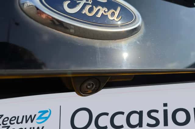 Ford Galaxy (2021) thumbnail 17