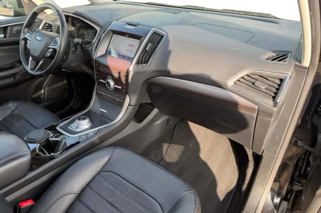 Ford Galaxy (2021) thumbnail 3