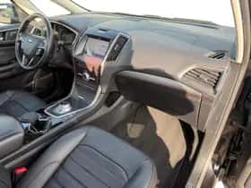 Ford Galaxy (2021) thumbnail 3