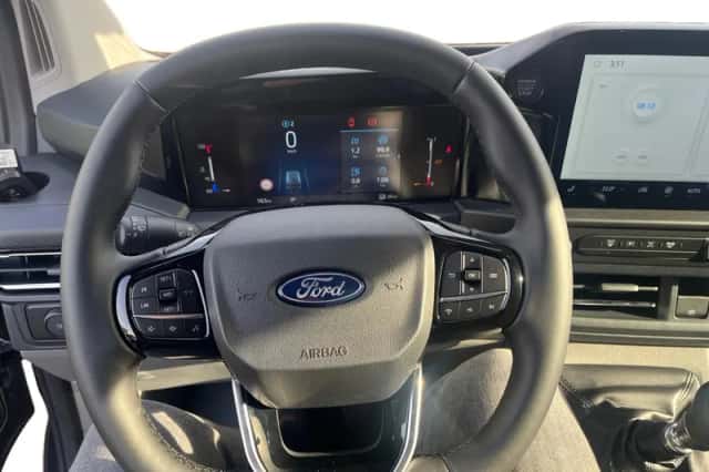 Ford Transit Custom (2024) thumbnail 12