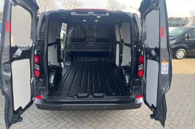 Ford Transit Custom (2024) thumbnail 16