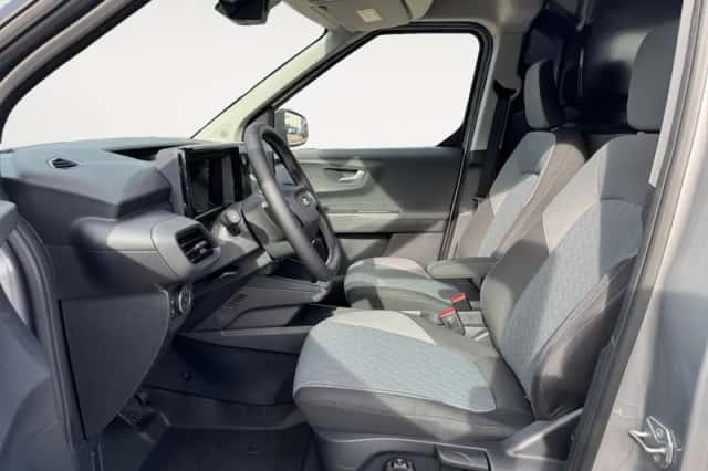 Ford E-Transit Courier (2026) thumbnail 14