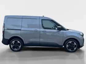 Ford E-Transit Courier (2026) thumbnail 5