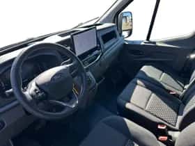 Ford Transit (2024) thumbnail 16