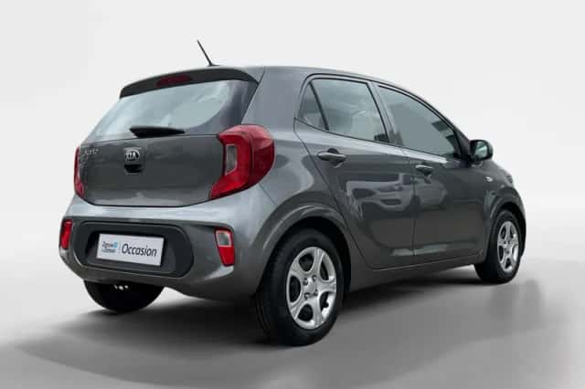 Kia Picanto (2021) thumbnail 2