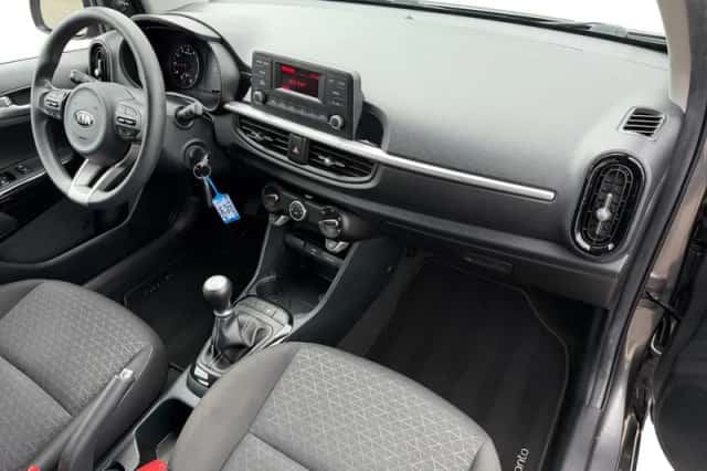 Kia Picanto (2021) thumbnail 3