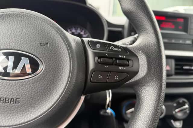 Kia Picanto (2021) thumbnail 21
