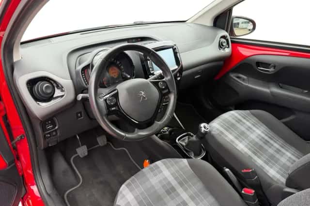 Peugeot 108 (2018) thumbnail 17
