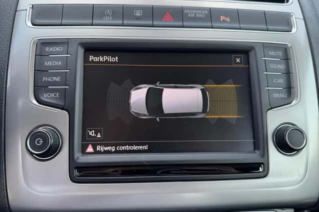 Volkswagen Polo (2016) thumbnail 14