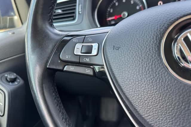 Volkswagen Polo (2016) thumbnail 20