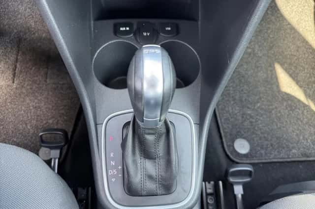 Volkswagen Polo (2016) thumbnail 26