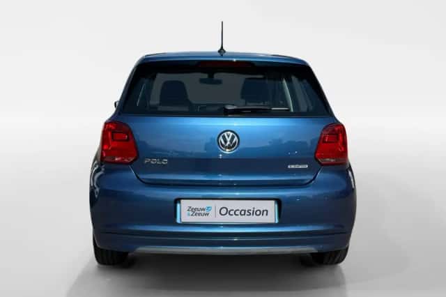 Volkswagen Polo (2016) thumbnail 9
