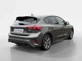 Ford Focus (2023) thumbnail 2