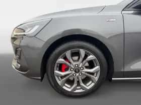 Ford Focus (2023) thumbnail 16