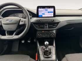 Ford Focus (2023) thumbnail 8