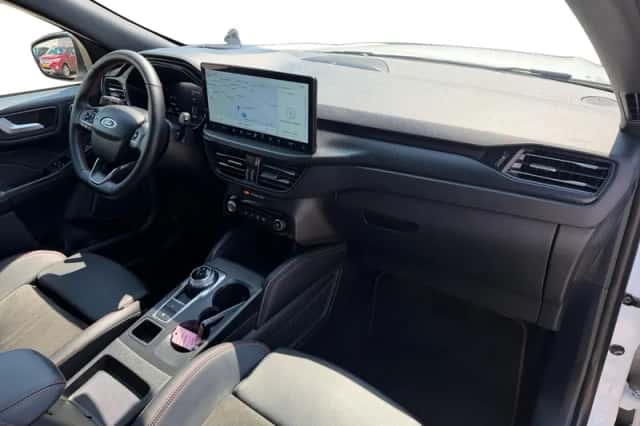 Ford Kuga (2025) thumbnail 3