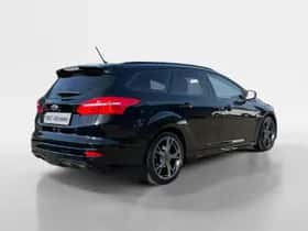 Ford Focus (2017) thumbnail 2