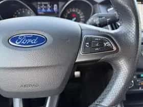 Ford Focus (2017) thumbnail 21