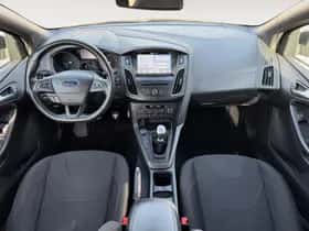 Ford Focus (2017) thumbnail 23
