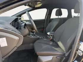 Ford Focus (2017) thumbnail 5