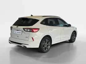 Ford Kuga (2023) thumbnail 2