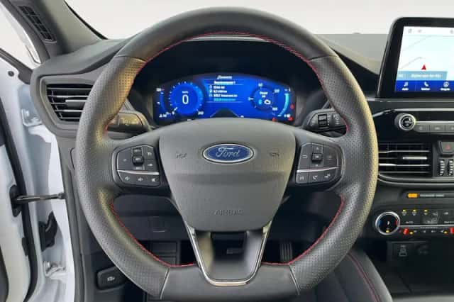 Ford Kuga (2023) thumbnail 19
