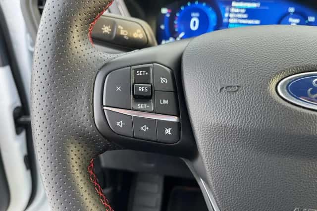 Ford Kuga (2023) thumbnail 20