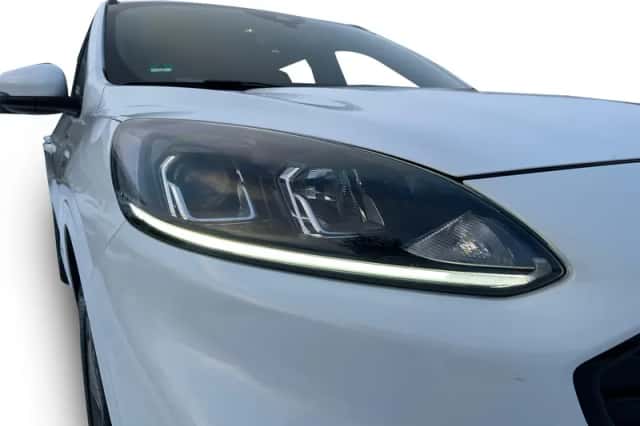 Ford Kuga (2023) thumbnail 3