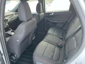 Ford Kuga (2023) thumbnail 27