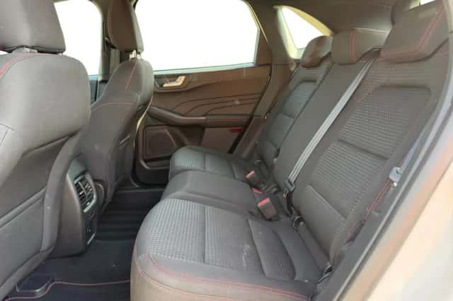 Ford Kuga (2023) thumbnail 6