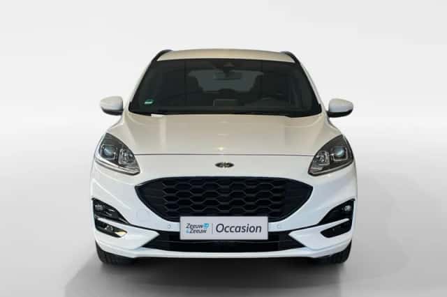 Ford Kuga (2023) thumbnail 7