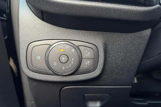 Ford Fiesta (2023) thumbnail 16