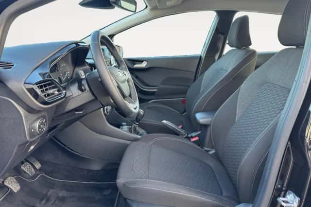 Ford Fiesta (2023) thumbnail 5