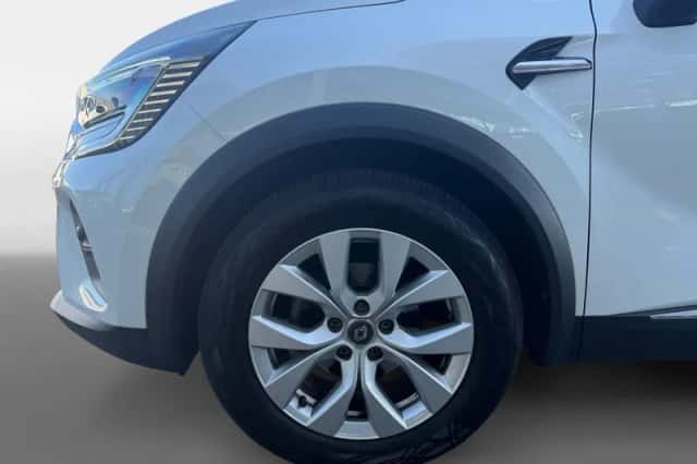 Renault Captur (2021) thumbnail 16